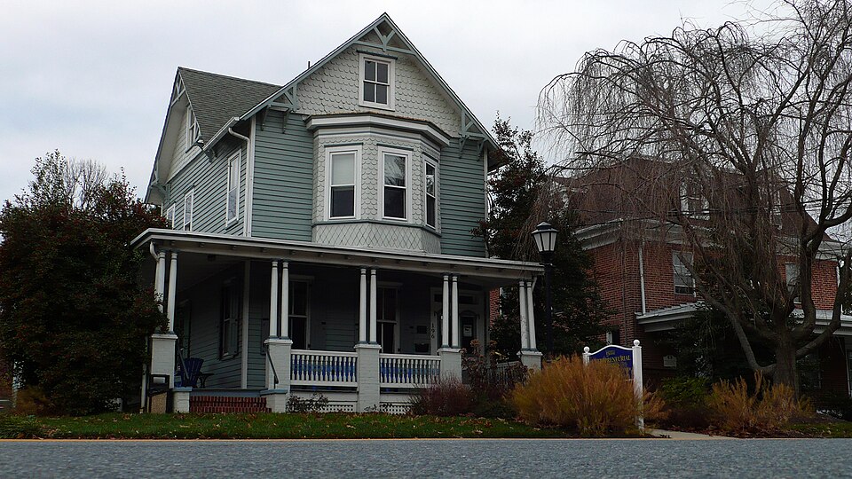 Photograph of Chambers House