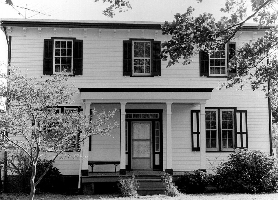 Photograph of McWhorter House