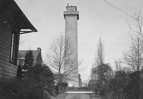 Photograph of Marcus Hook Range Rear Light