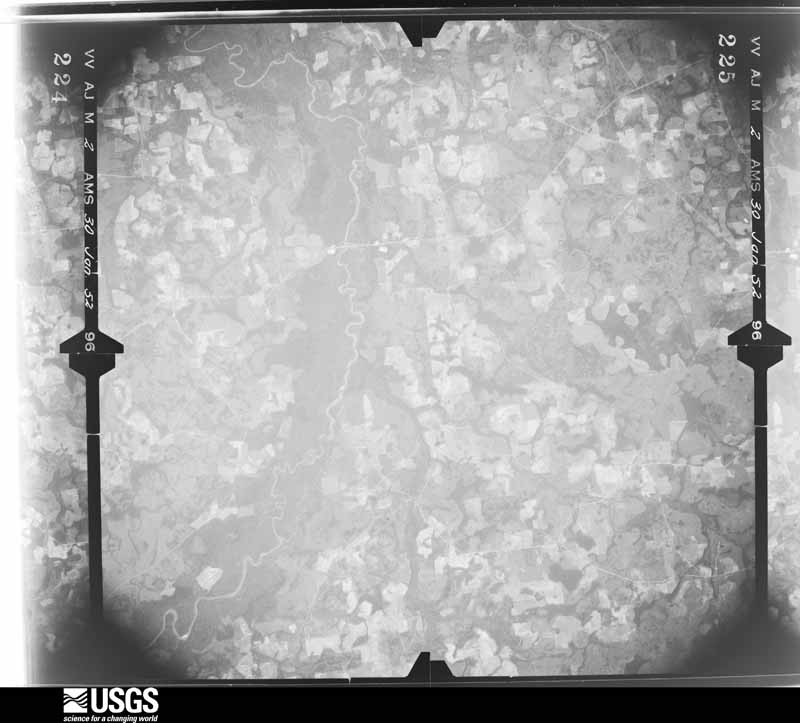 U.S. Geological Survey aerial photograph, 1952-01-30, scale 1:69000