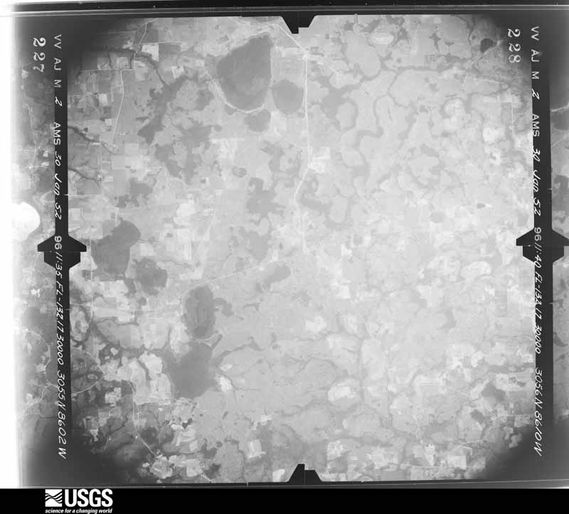 U.S. Geological Survey aerial photograph, 1952-01-30, scale 1:69000