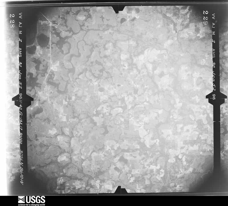 U.S. Geological Survey aerial photograph, 1952-01-30, scale 1:69000