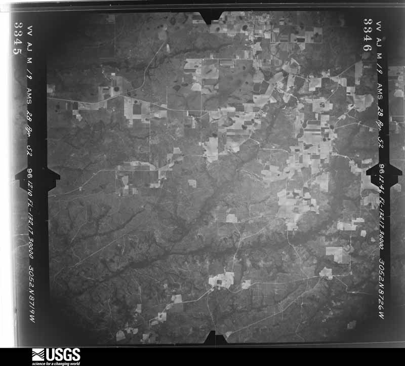 U.S. Geological Survey aerial photograph, 1952-04-28, scale 1:69000
