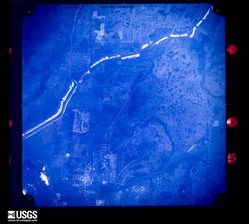 U.S. Geological Survey aerial photograph, 1969-10-15, scale 1:122644
