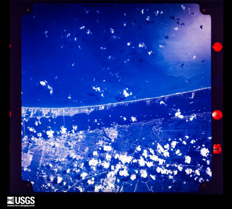 U.S. Geological Survey aerial photograph, 1969-10-13, scale 1:122185