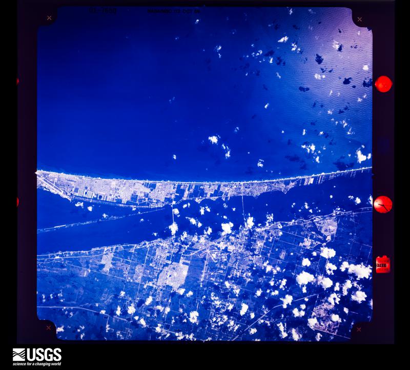 U.S. Geological Survey aerial photograph, 1969-10-13, scale 1:122185