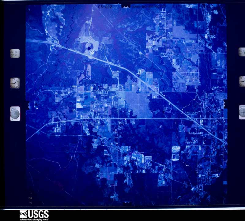 U.S. Geological Survey aerial photograph, 1975-10-10, scale 1:52000