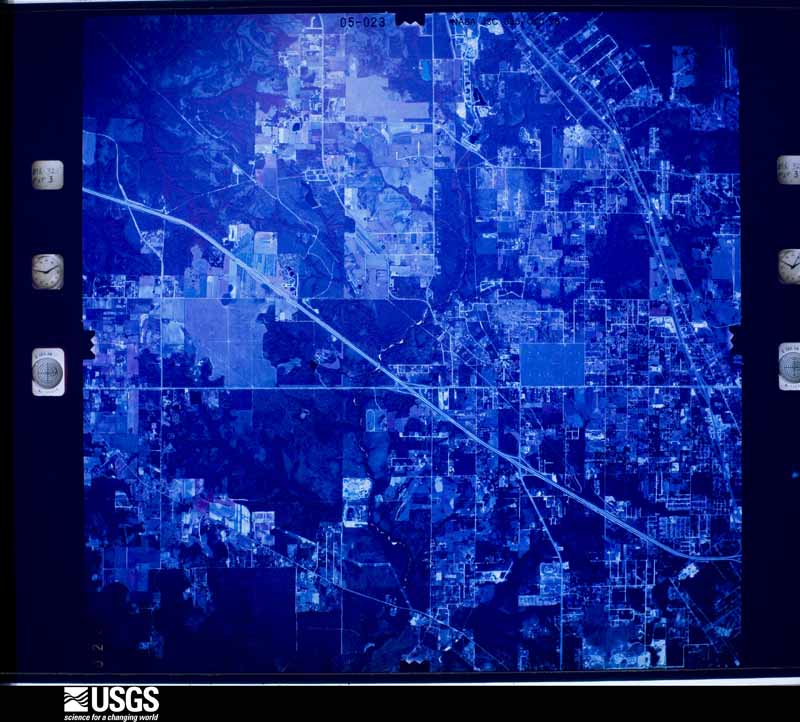U.S. Geological Survey aerial photograph, 1975-10-10, scale 1:52000