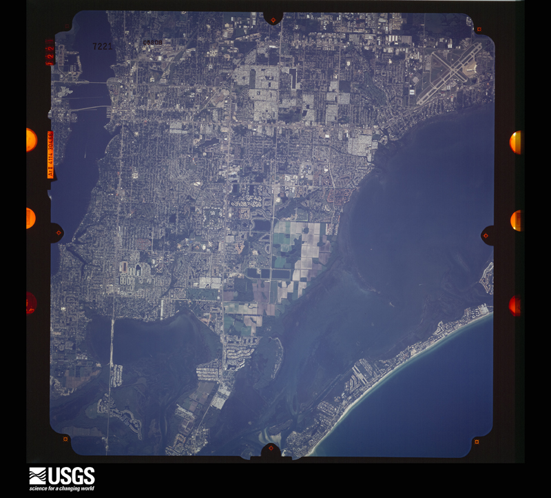 U.S. Geological Survey aerial photograph, 2004-08-20, scale 1:65200