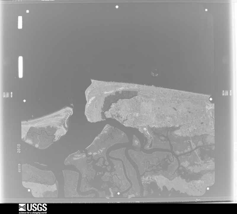 U.S. Geological Survey aerial photograph, 1975-10-18, scale 1:64000