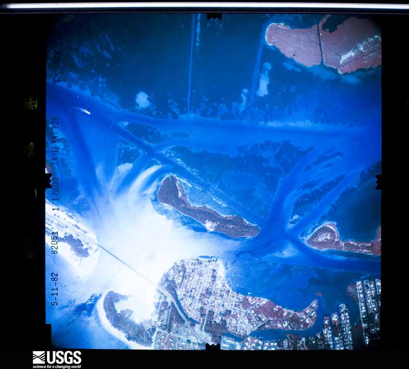 U.S. Geological Survey aerial photograph, 1982-05-15, scale 1:12164