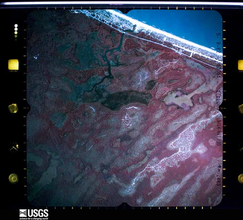 U.S. Geological Survey aerial photograph, 1982-05-09, scale 1:12187