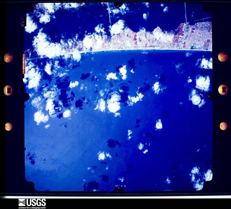 U.S. Geological Survey aerial photograph, 1989-04-02, scale 1:65000