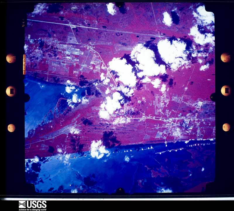 U.S. Geological Survey aerial photograph, 1989-04-02, scale 1:65000