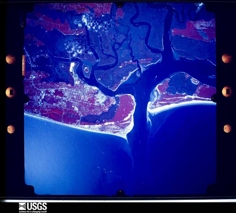 U.S. Geological Survey aerial photograph, 1989-04-02, scale 1:65000