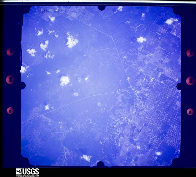 U.S. Geological Survey aerial photograph, 1992-07-04, scale 1:66000