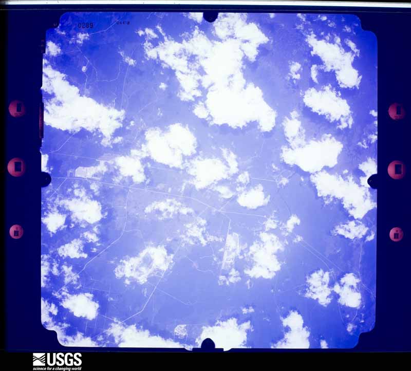 U.S. Geological Survey aerial photograph, 1992-07-04, scale 1:67000