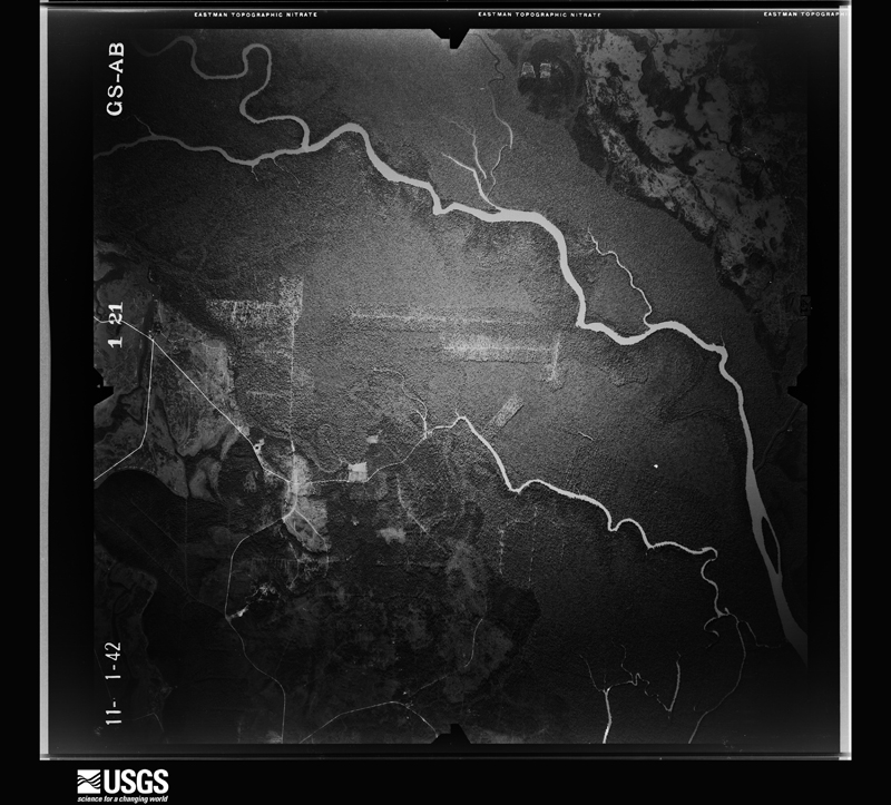 U.S. Geological Survey aerial photograph, 1942-11-01, scale 1:43100