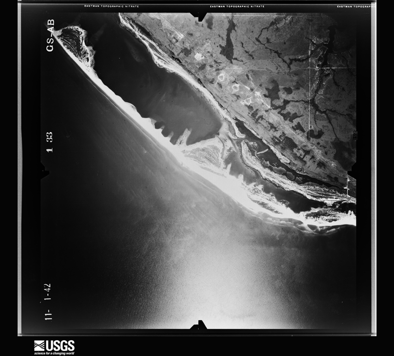 U.S. Geological Survey aerial photograph, 1942-11-01, scale 1:43100
