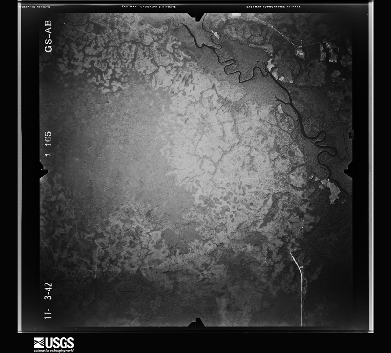 U.S. Geological Survey aerial photograph, 1942-11-03, scale 1:43100