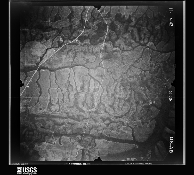 U.S. Geological Survey aerial photograph, 1942-11-04, scale 1:43100