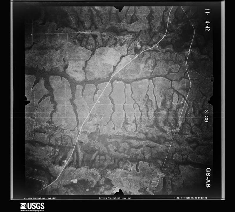 U.S. Geological Survey aerial photograph, 1942-11-04, scale 1:43100