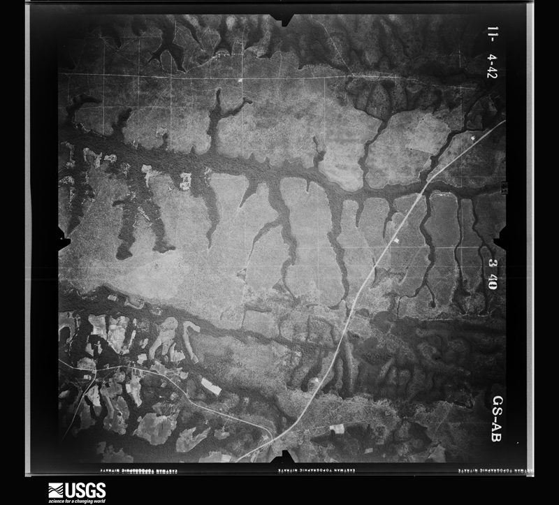 U.S. Geological Survey aerial photograph, 1942-11-04, scale 1:43100