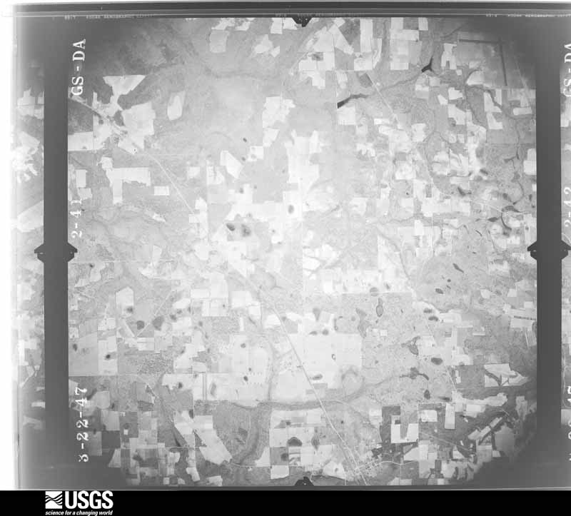U.S. Geological Survey aerial photograph, 1947-03-22, scale 1:43200