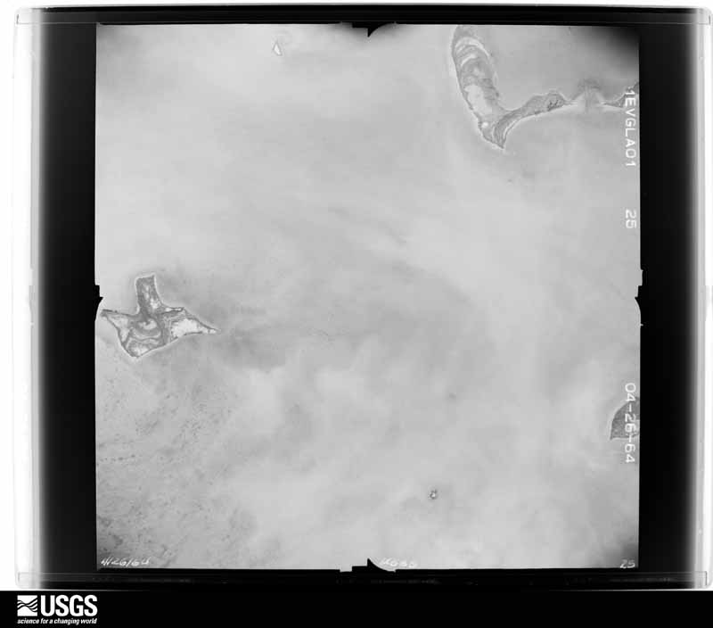 U.S. Geological Survey aerial photograph, 1964-04-26, scale 1:28500