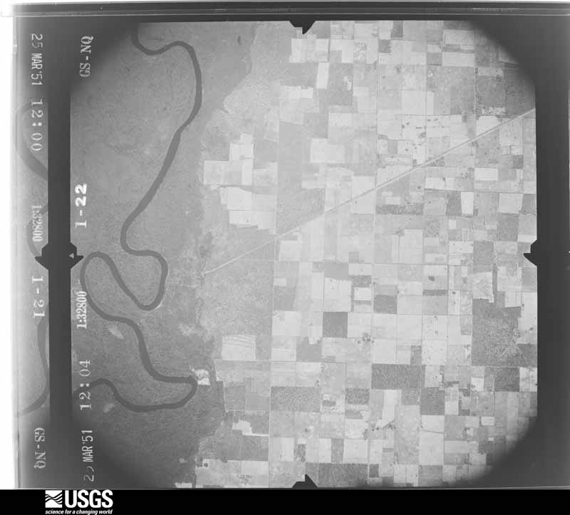 U.S. Geological Survey aerial photograph, 1951-03-25, scale 1:32800