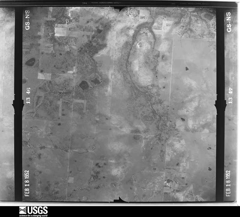 U.S. Geological Survey aerial photograph, 1952-02-18, scale 1:28400