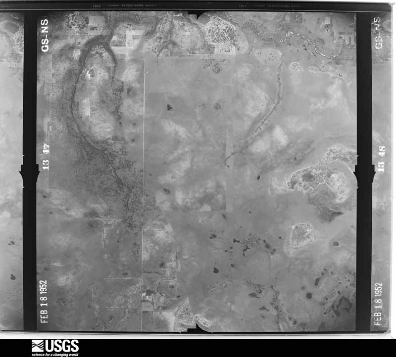 U.S. Geological Survey aerial photograph, 1952-02-18, scale 1:28400