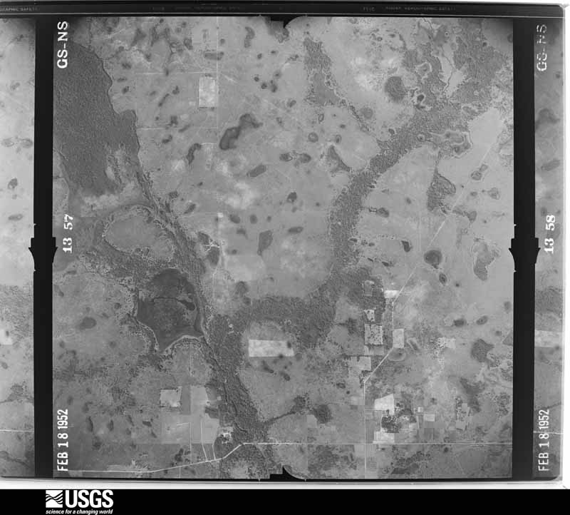 U.S. Geological Survey aerial photograph, 1952-02-18, scale 1:28400