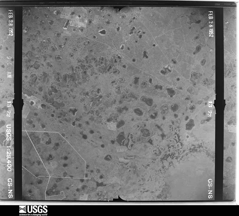 U.S. Geological Survey aerial photograph, 1952-02-28, scale 1:28400