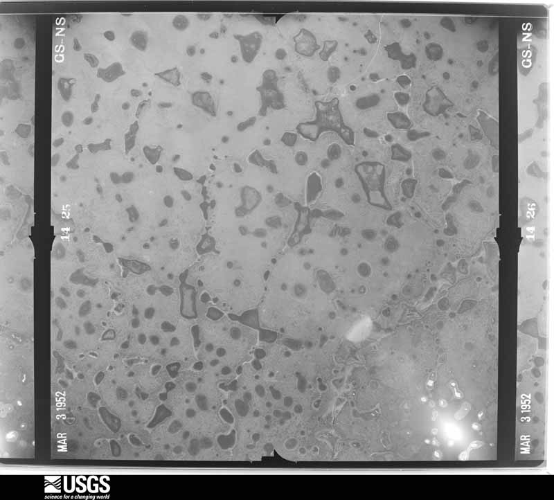 U.S. Geological Survey aerial photograph, 1952-03-03, scale 1:28400