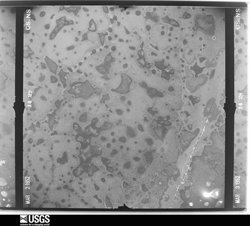 U.S. Geological Survey aerial photograph, 1952-03-03, scale 1:28400