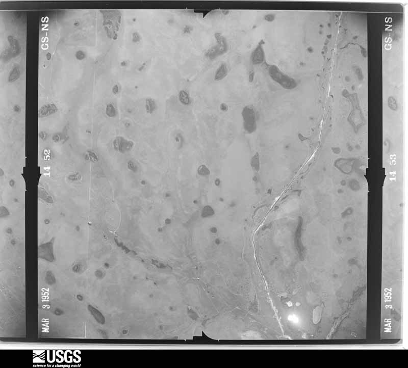 U.S. Geological Survey aerial photograph, 1952-03-03, scale 1:28400