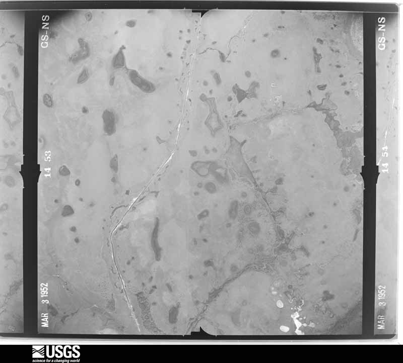 U.S. Geological Survey aerial photograph, 1952-03-03, scale 1:28400