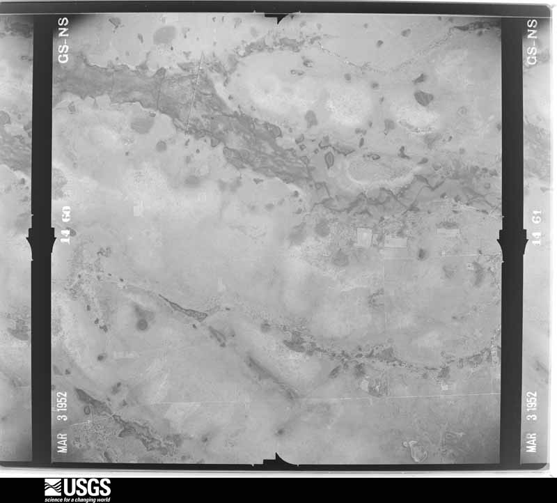 U.S. Geological Survey aerial photograph, 1952-03-03, scale 1:28400