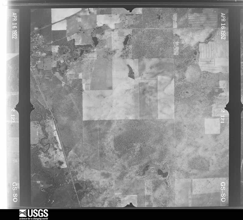 U.S. Geological Survey aerial photograph, 1952-04-16, scale 1:23600