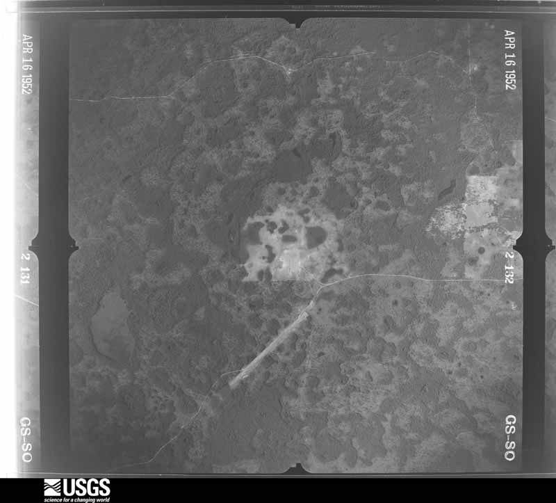 U.S. Geological Survey aerial photograph, 1952-04-16, scale 1:23600