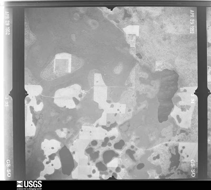 U.S. Geological Survey aerial photograph, 1952-04-29, scale 1:23600