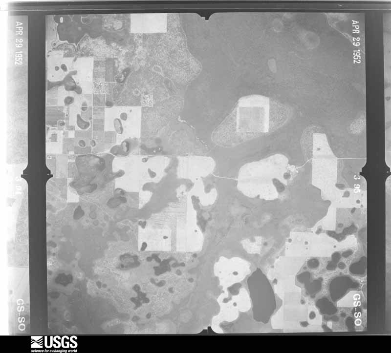U.S. Geological Survey aerial photograph, 1952-04-29, scale 1:23600