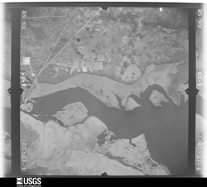 U.S. Geological Survey aerial photograph, 1952-03-17, scale 1:23600