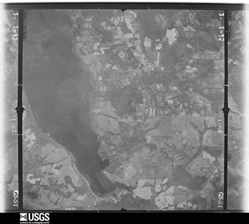 U.S. Geological Survey aerial photograph, 1952-03-01, scale 1:23600