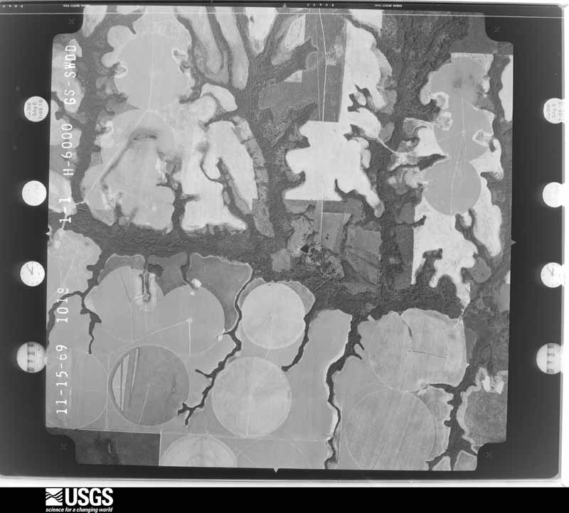 U.S. Geological Survey aerial photograph, 1969-11-15, scale 1:20500