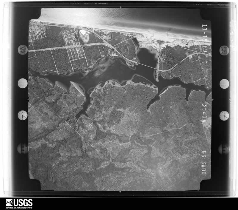 U.S. Geological Survey aerial photograph, 1969-11-15, scale 1:20500