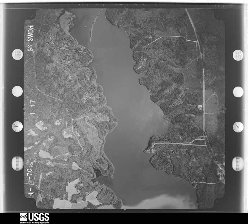 U.S. Geological Survey aerial photograph, 1970-01-09, scale 1:20500
