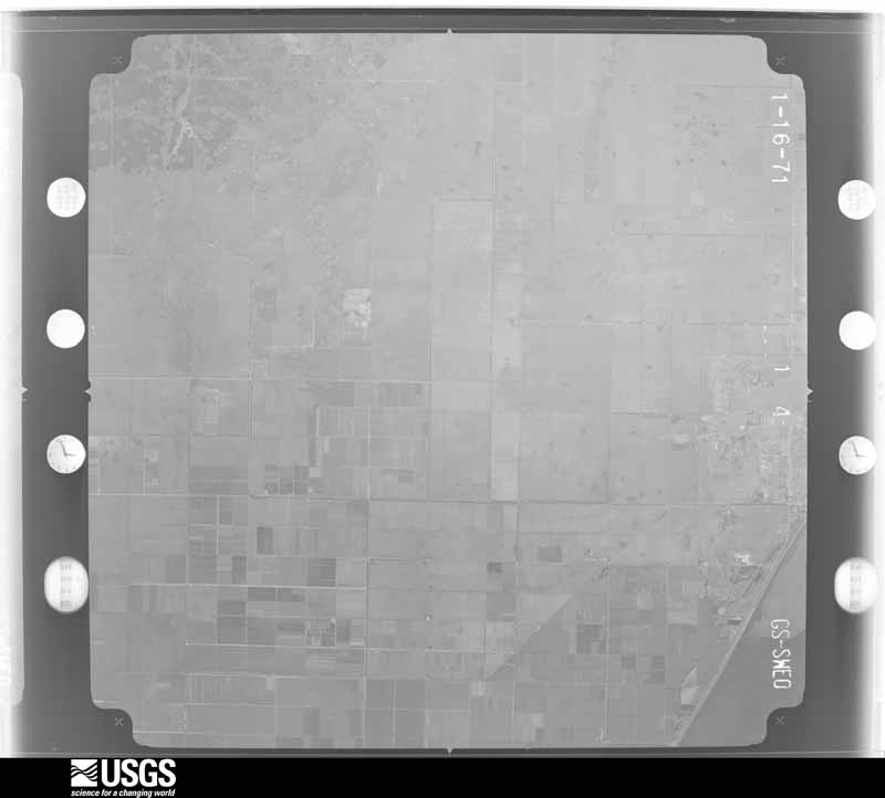 U.S. Geological Survey aerial photograph, 1971-01-16, scale 1:82200