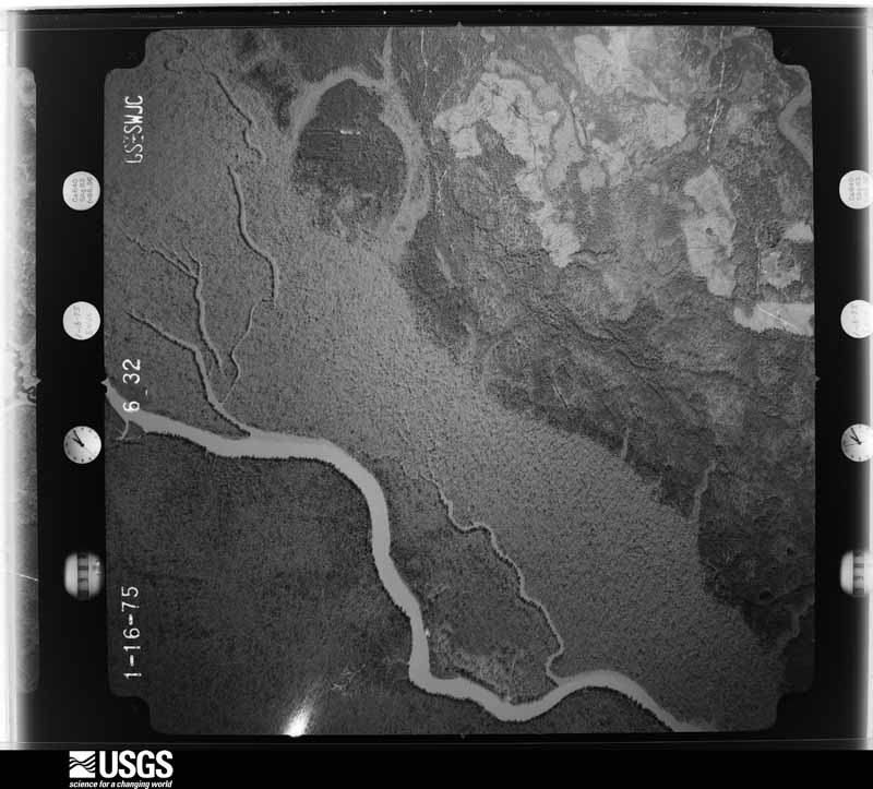 U.S. Geological Survey aerial photograph, 1975-02-01, scale 1:20500